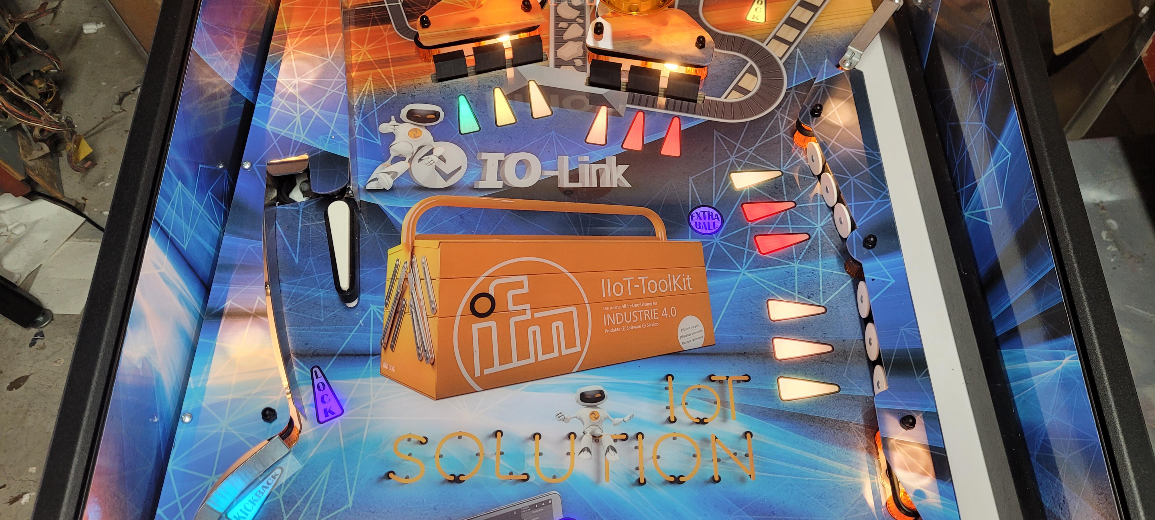 ifm efector Custom Pinball Game