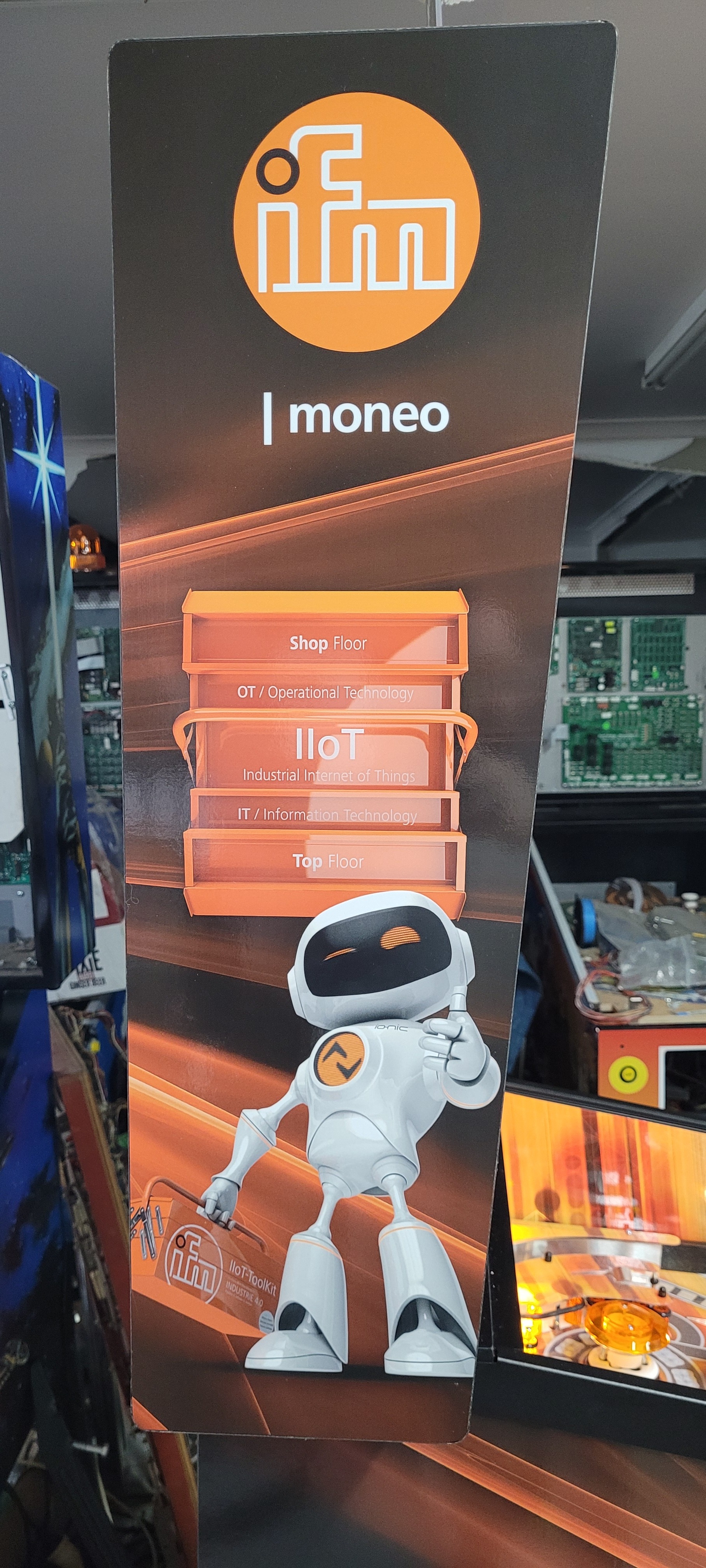 ifm efector Custom Pinball Game