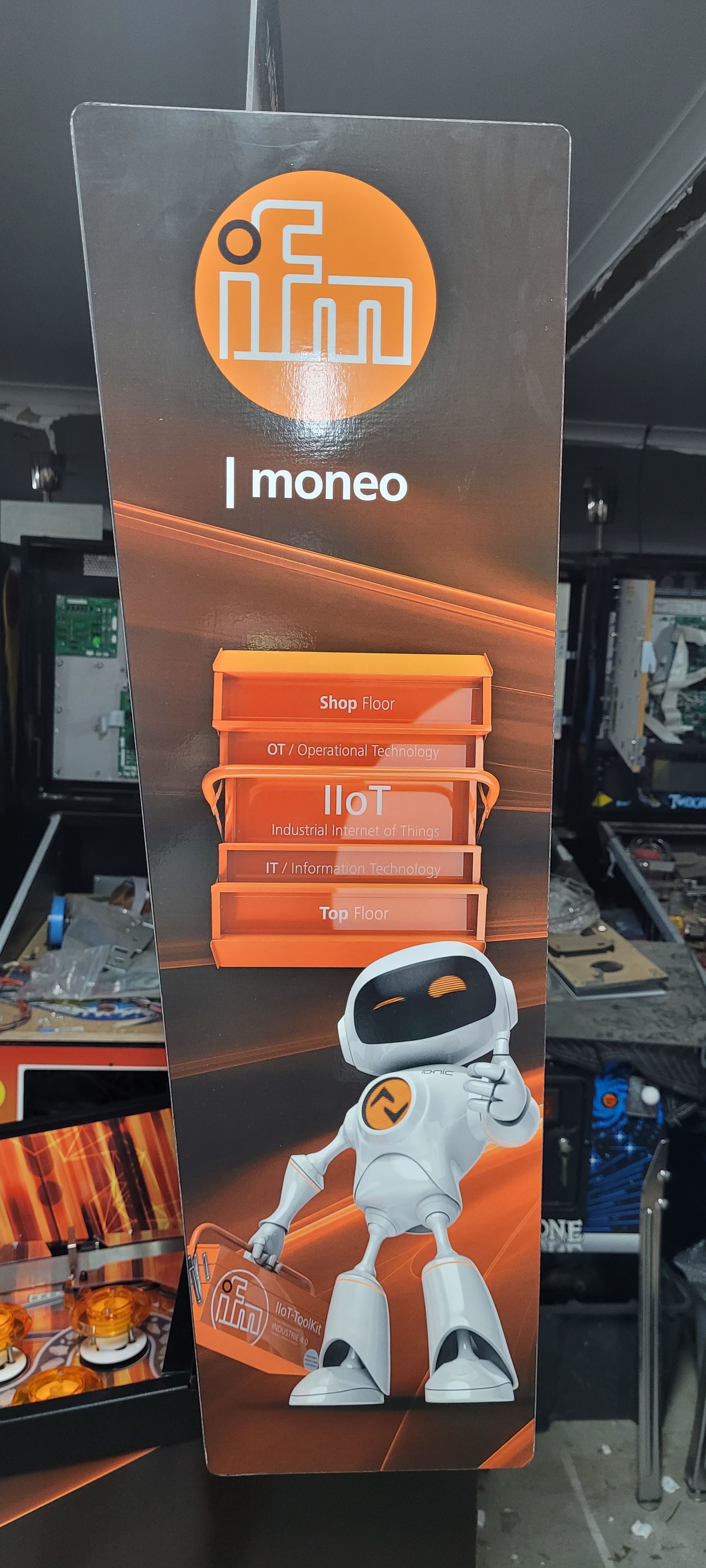 ifm efector Custom Pinball Game
